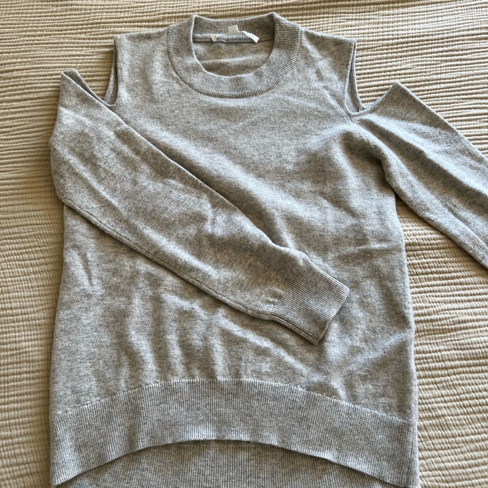 Veronica Beard Light Gray Crew Neck Sweater